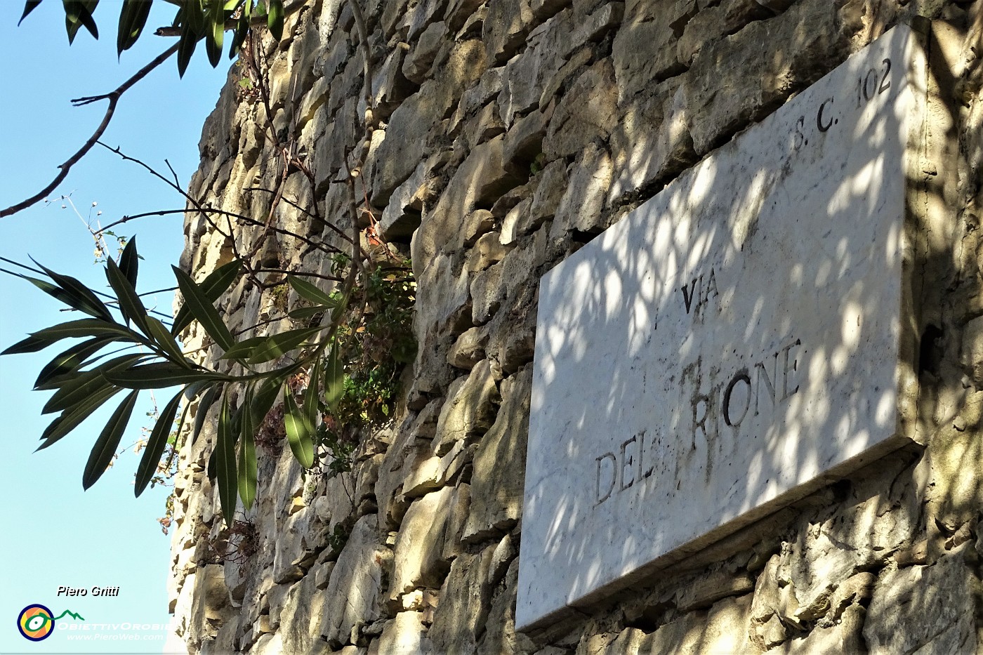 27 La stradetta-scaletta-sentiero  'Via del Rione'.JPG